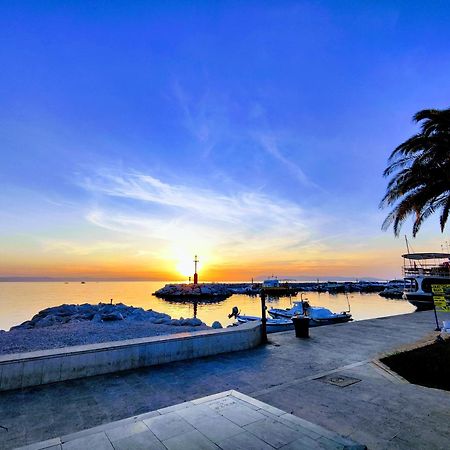 Sea & Sun Apartments Tučepi Екстериор снимка