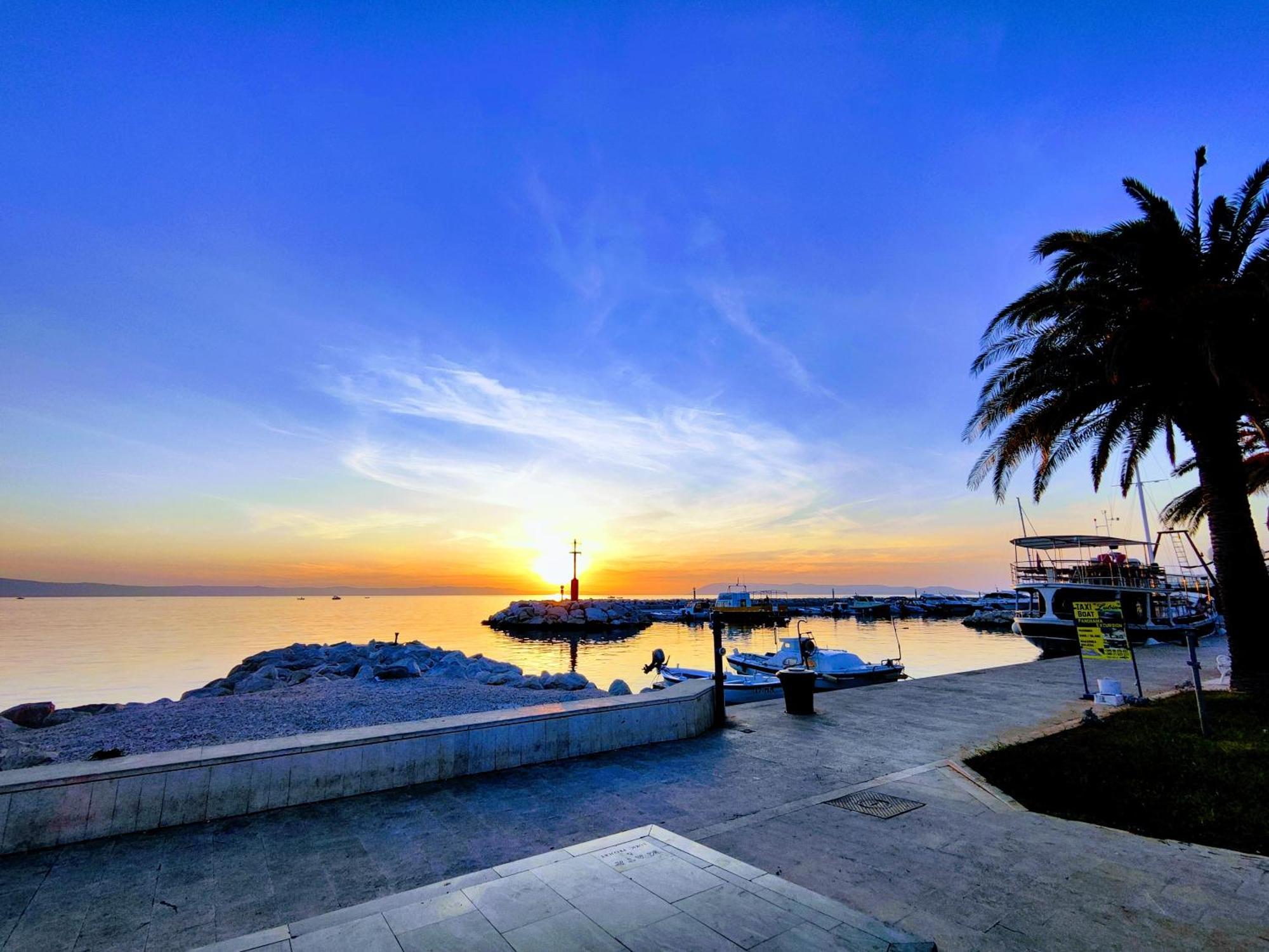 Sea & Sun Apartments Tučepi Екстериор снимка