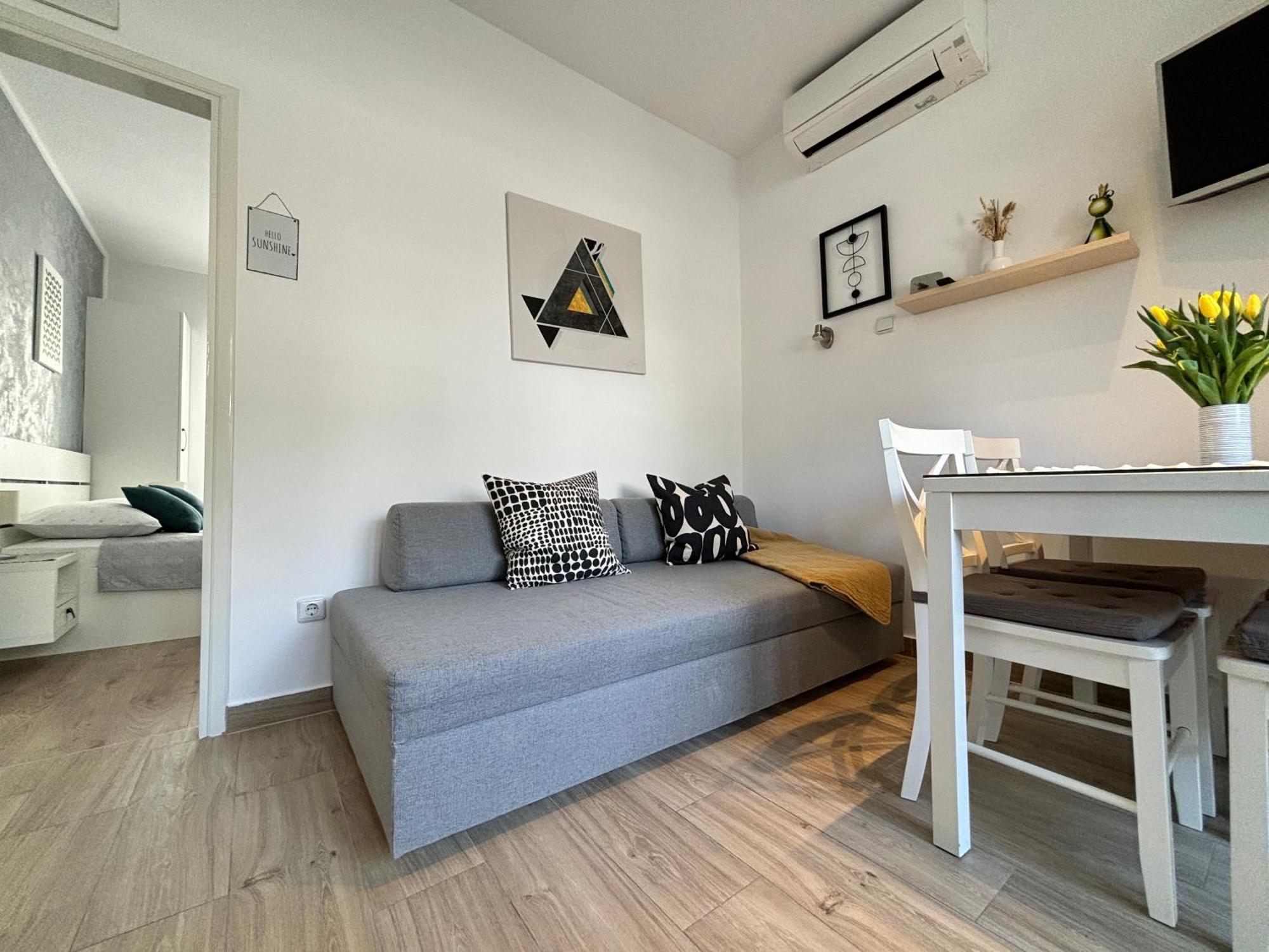 Sea & Sun Apartments Tučepi Стая снимка