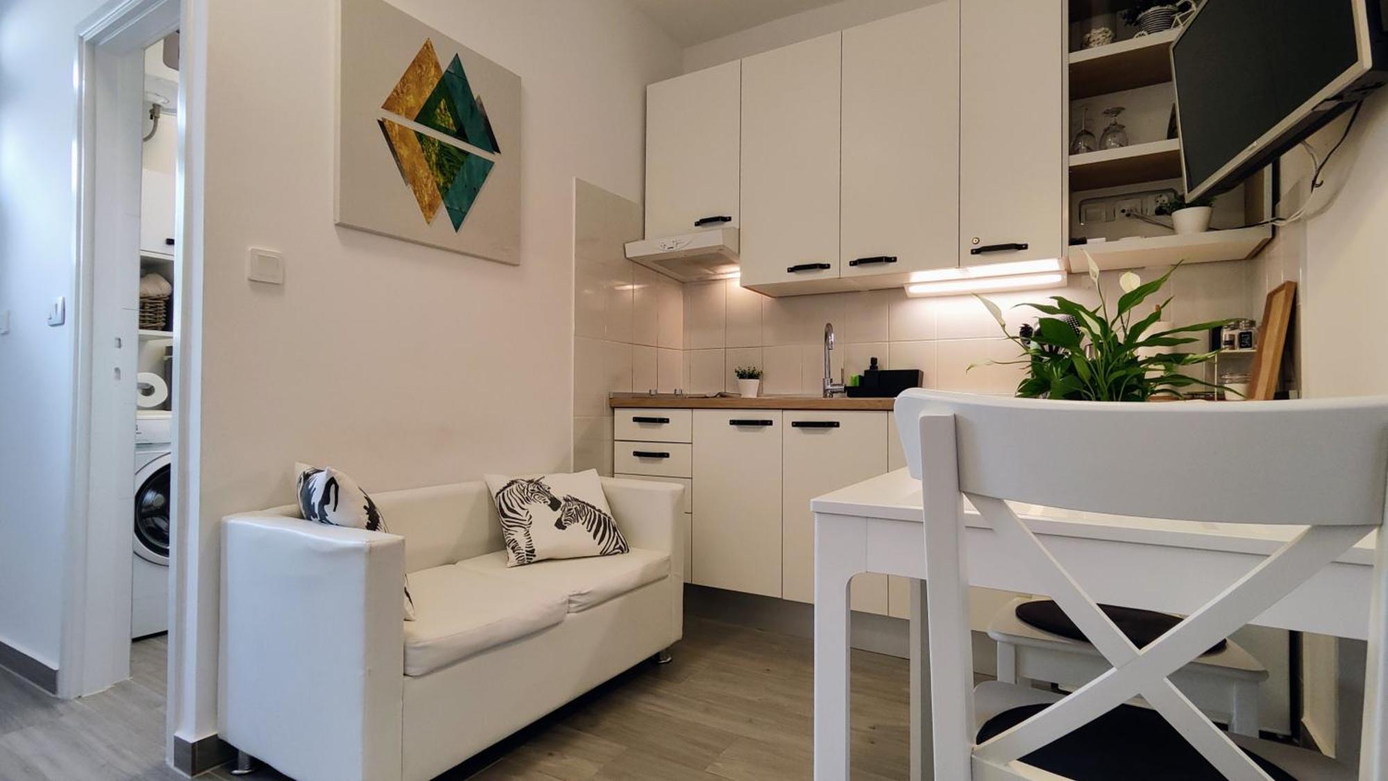 Sea & Sun Apartments Tučepi Стая снимка